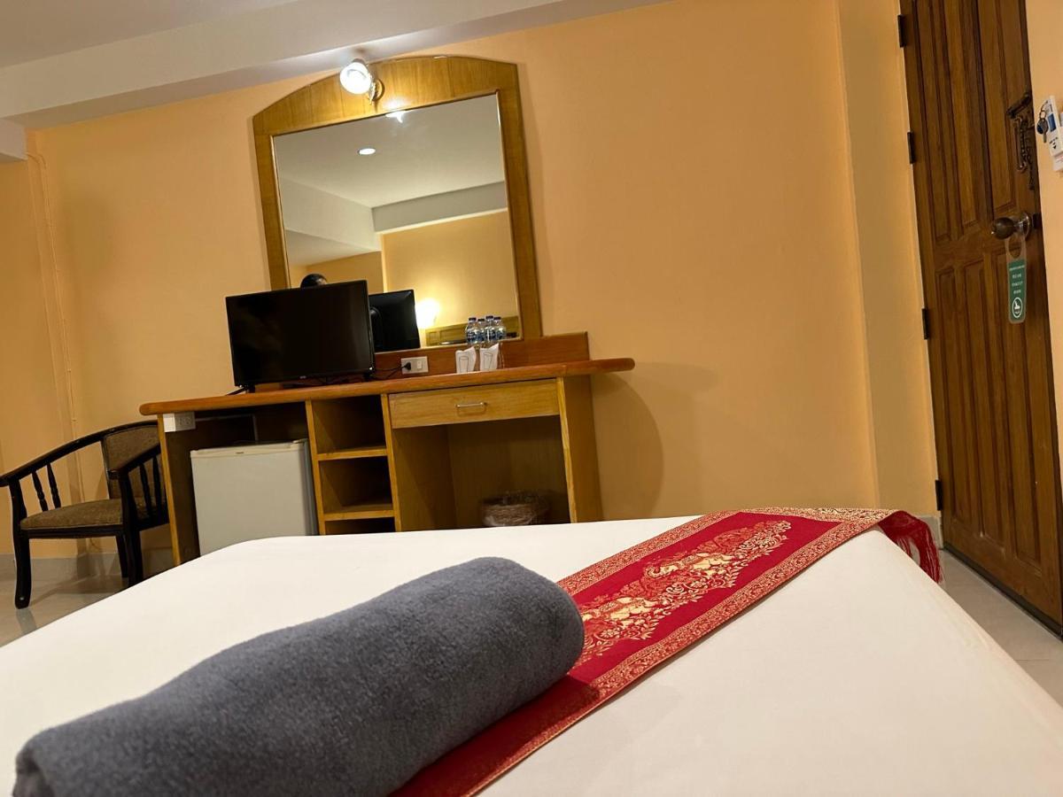 Nid Huahin Hotel HHQ Exterior foto
