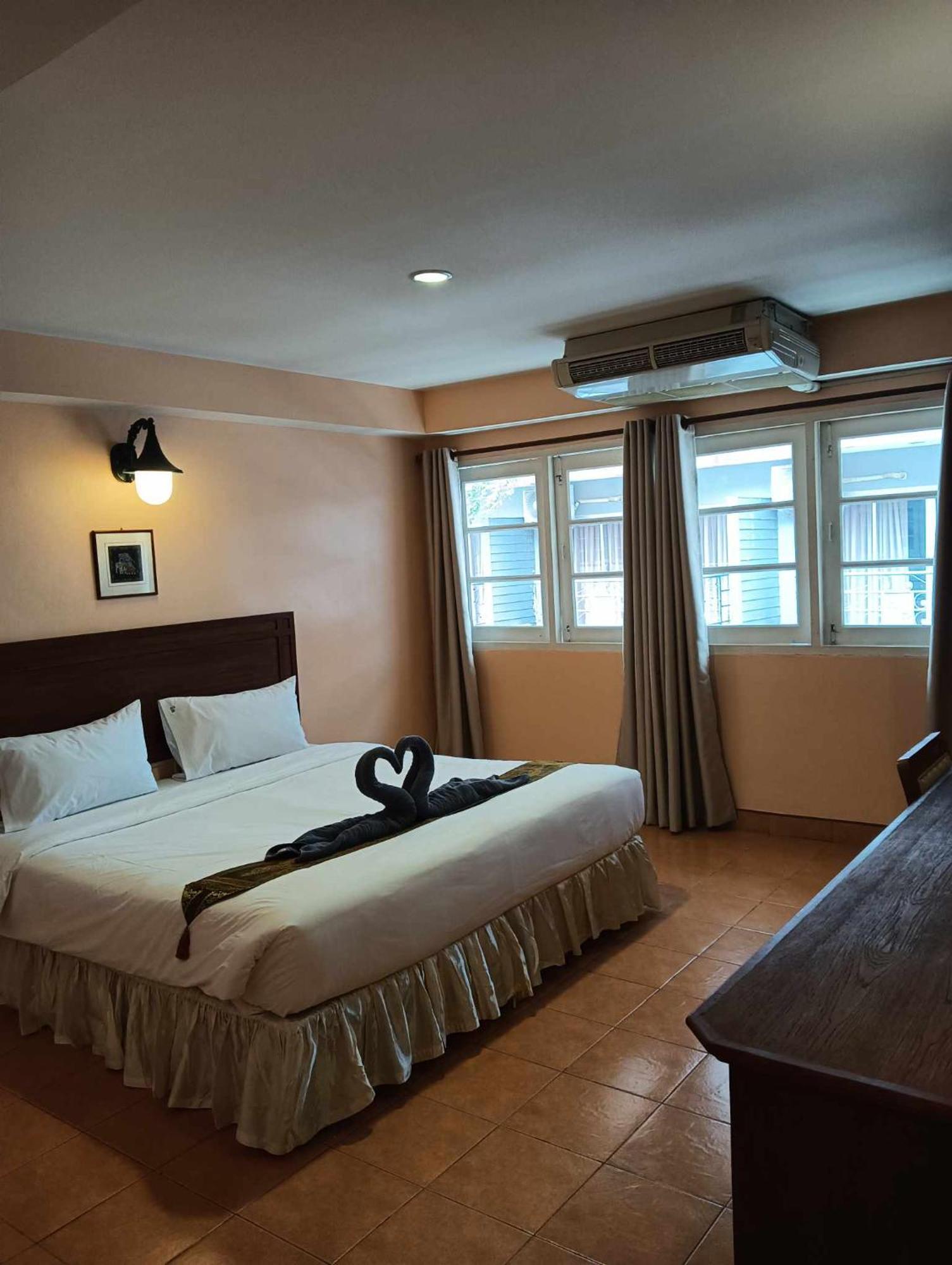 Nid Huahin Hotel HHQ Exterior foto